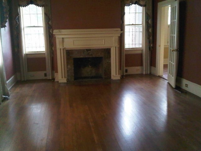 3320 Riverside Avenue Jacksonville, FL 32205 - Photo 2 of 5 living room