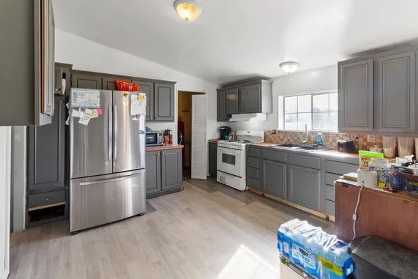 $300,000 | 1668 Carmelita Lane, La Grange, CA 95329