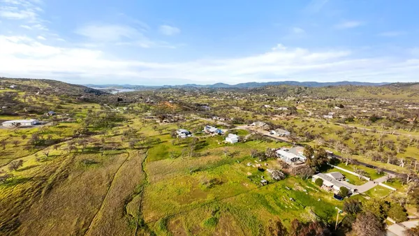 $300,000 | 1668 Carmelita Lane, La Grange, CA 95329