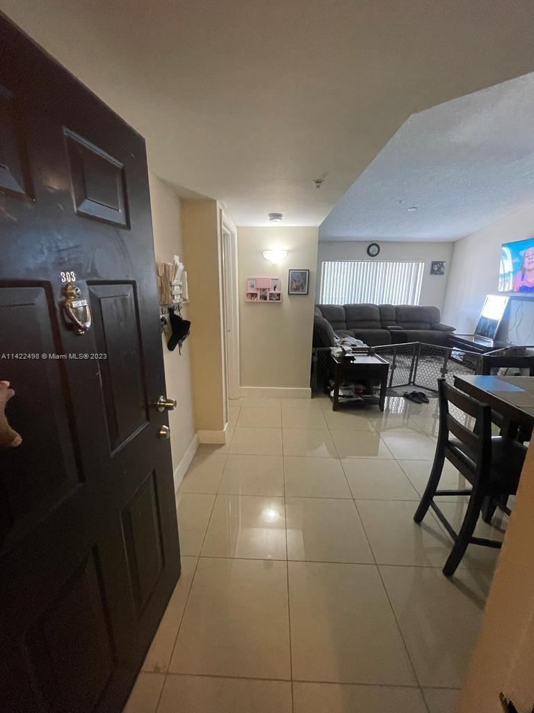 2011 Renaissance Boulevard, Unit 303 Miramar, FL 33025 - Photo 4 of 29 Gallery Image 4