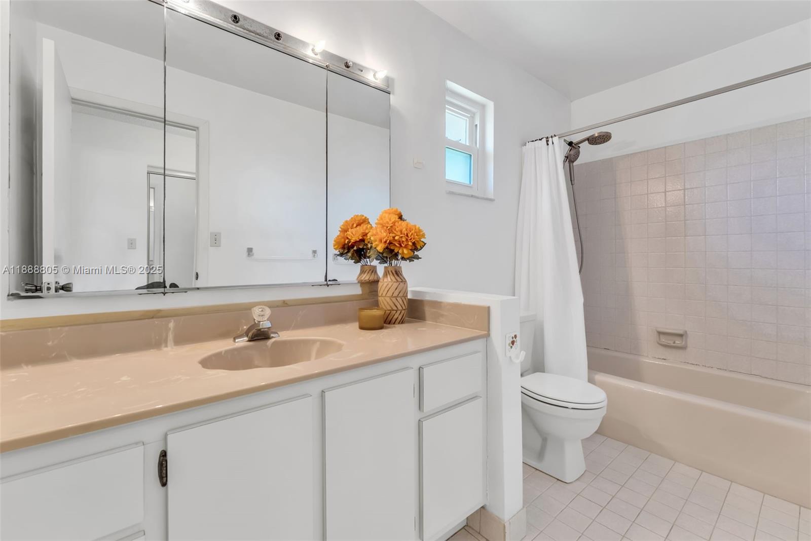 11614 Southwest 101st Terrace Miami, FL 33176 - Photo 13 of 17 a bathroom with a sink toilet tub and shower