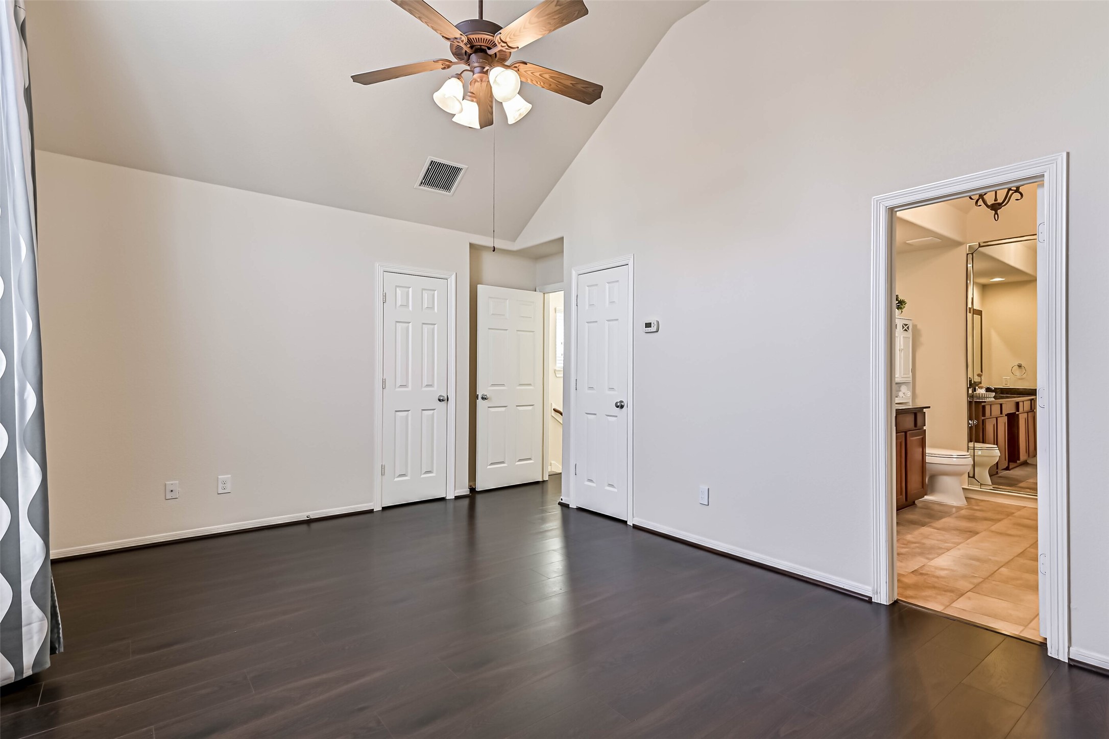 3208 Clearview Circle Houston, TX 77025 - Photo 17 of 30 a view of a livingroom with wooden floor