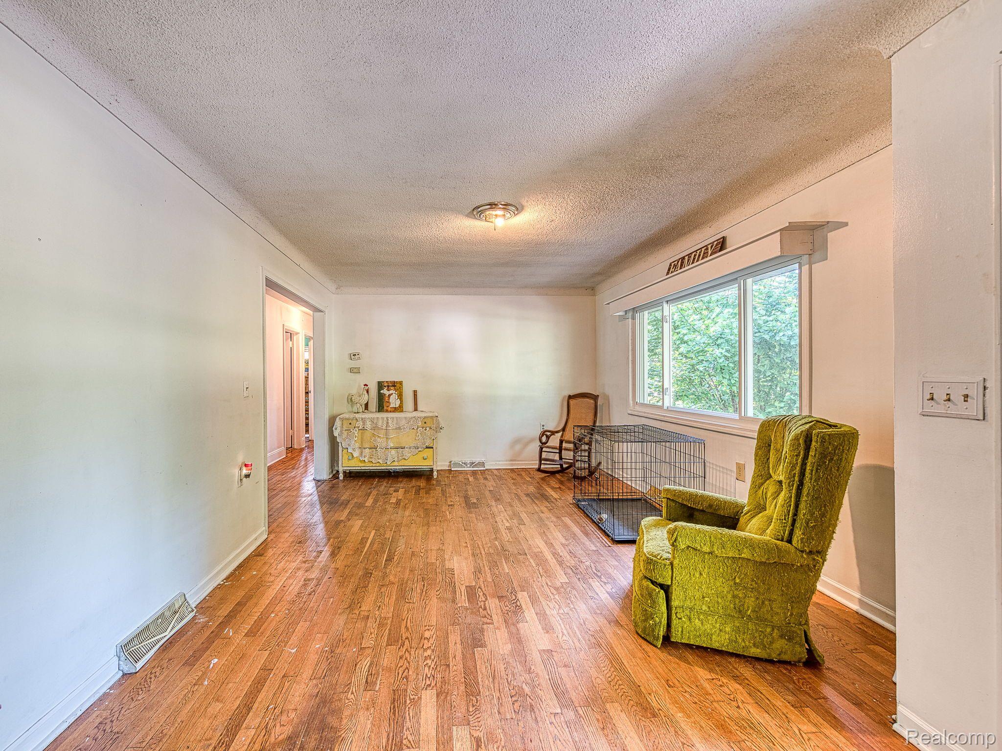 3844 Deerfield Road Adrian, MI 49221 - Photo 7 of 29 Gallery Image 7