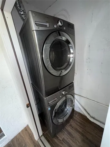 $215,000 | 14421 Americana Circle, Unit 103, Tampa, FL 33613