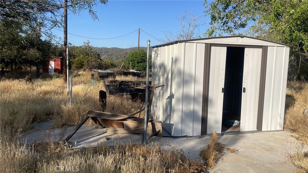 60380 Burnt Valley Road Anza, CA 92539 - Photo 2 of 14 storage shed