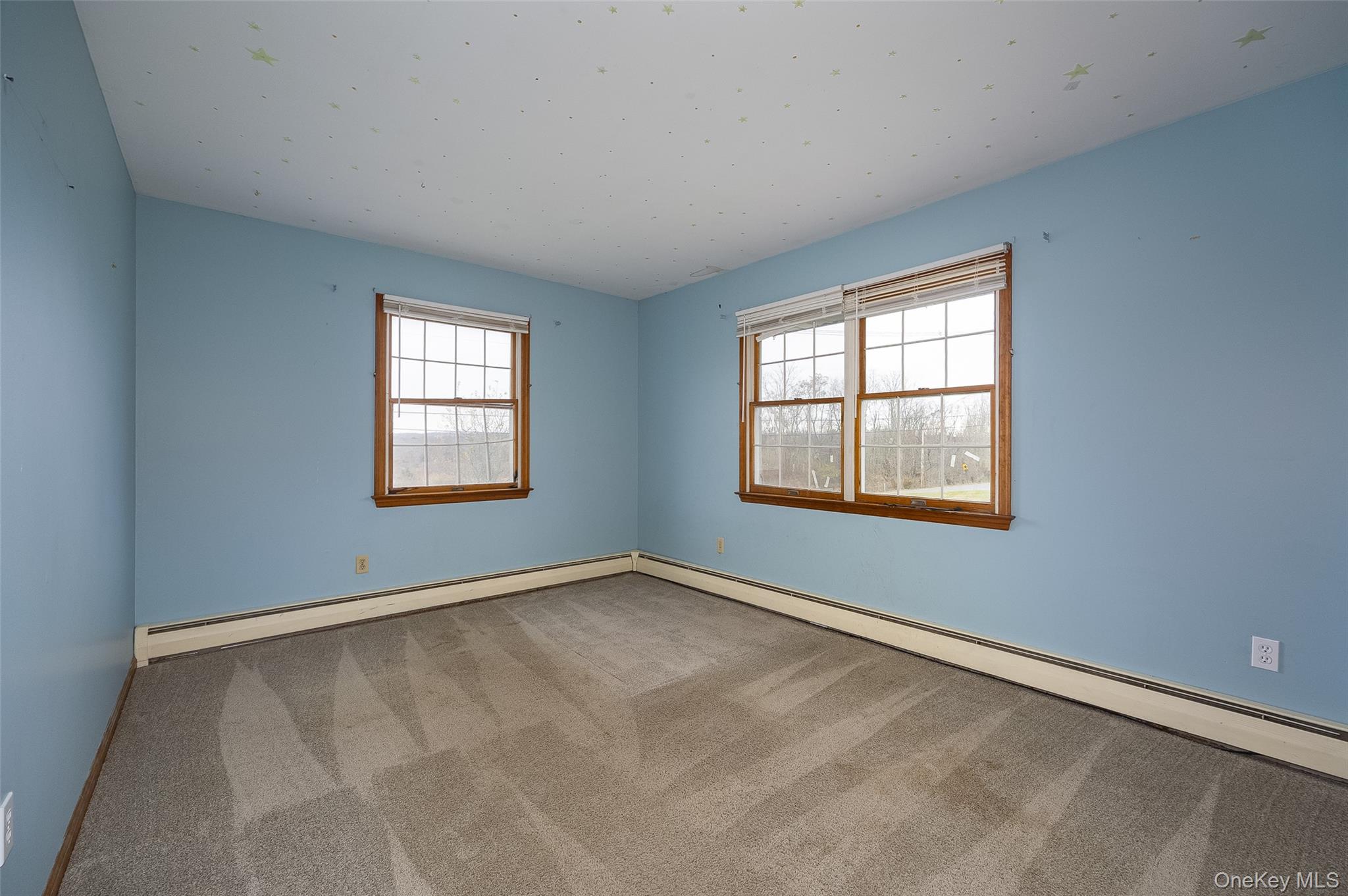 1 Peach Road Poughkeepsie, NY 12601 - Photo 17 of 22 an empty room with windows