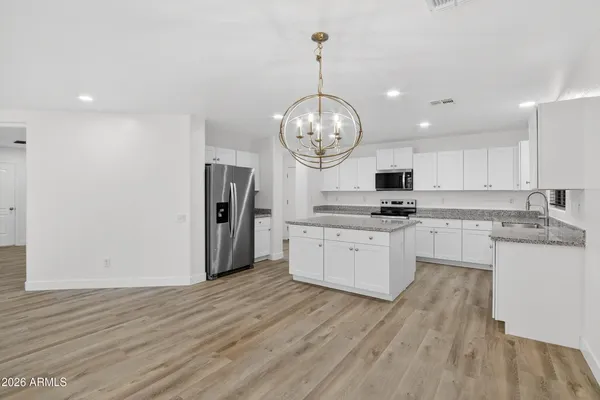 $460,000 | 43620 West Cowpath Road, Maricopa, AZ 85138