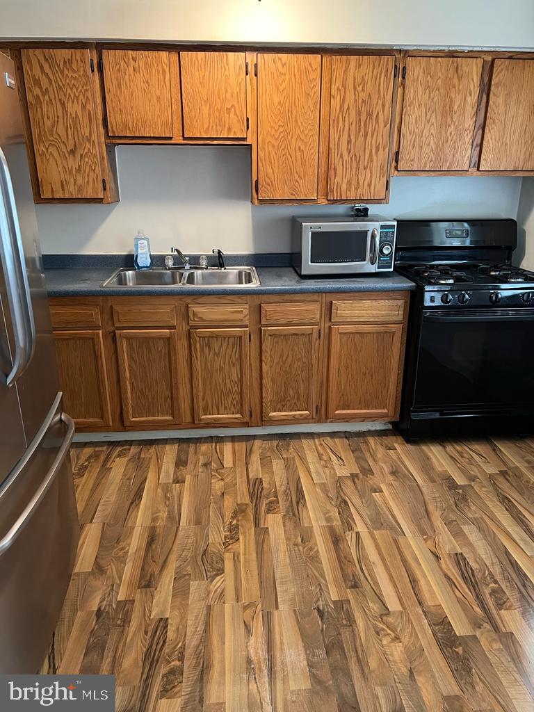 2013 Kelmore Road Dundalk, MD 21222 - Photo 5 of 19 Kitchen