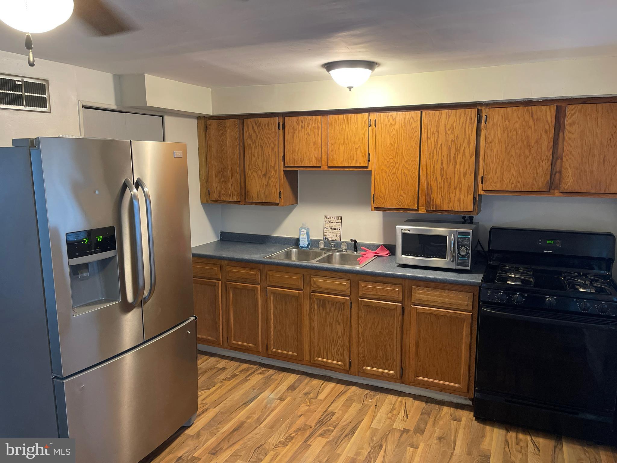 2013 Kelmore Road Dundalk, MD 21222 - Photo 8 of 19