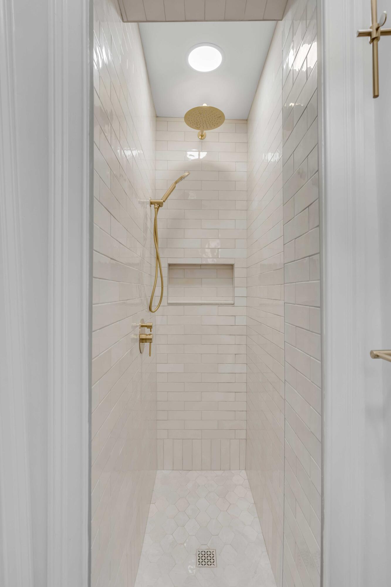 86 Beaufain Street, Unit A Charleston, SC 29401 - Photo 20 of 27 DSC07997