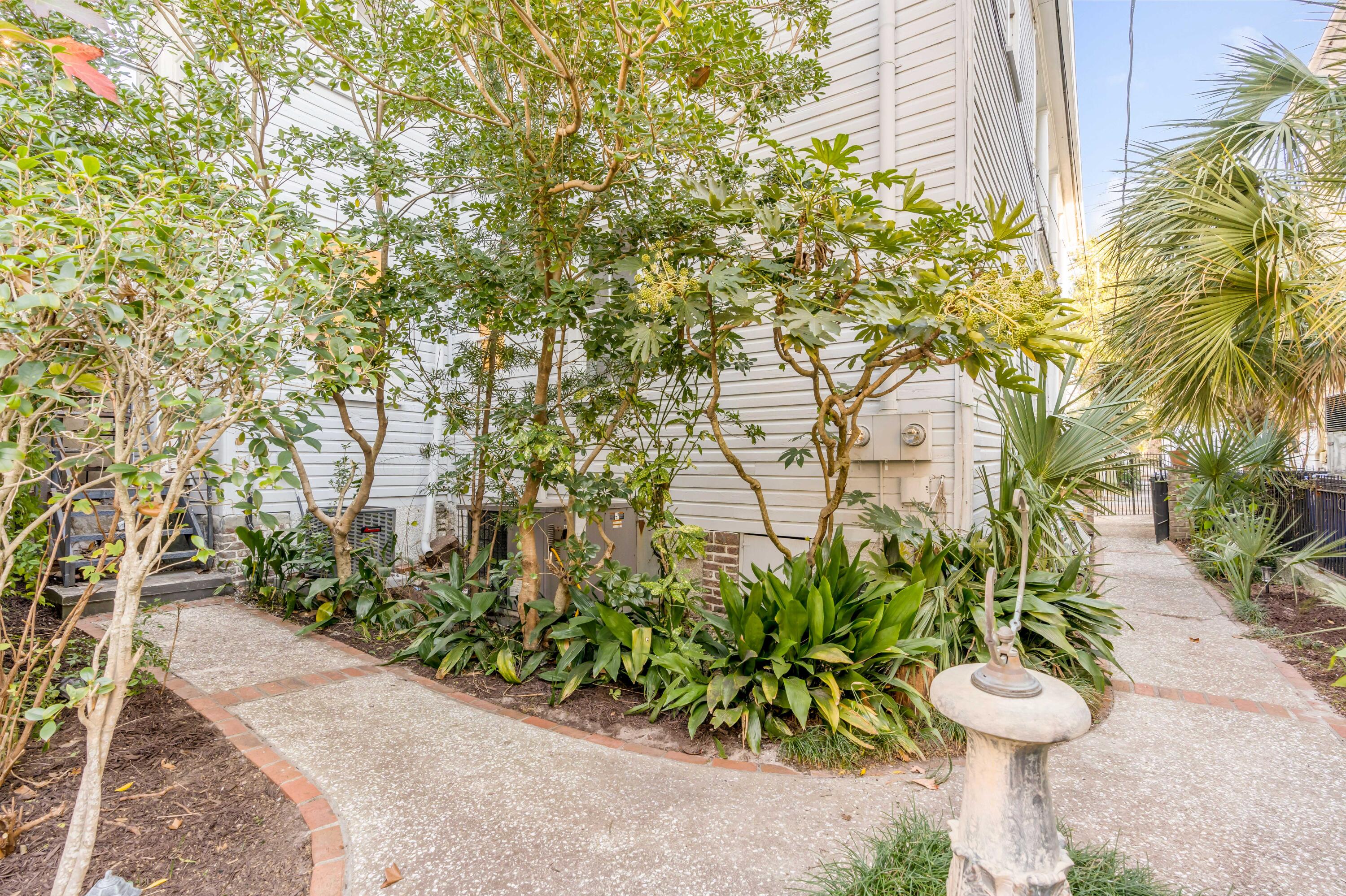 86 Beaufain Street, Unit A Charleston, SC 29401 - Photo 26 of 27 DSC08001