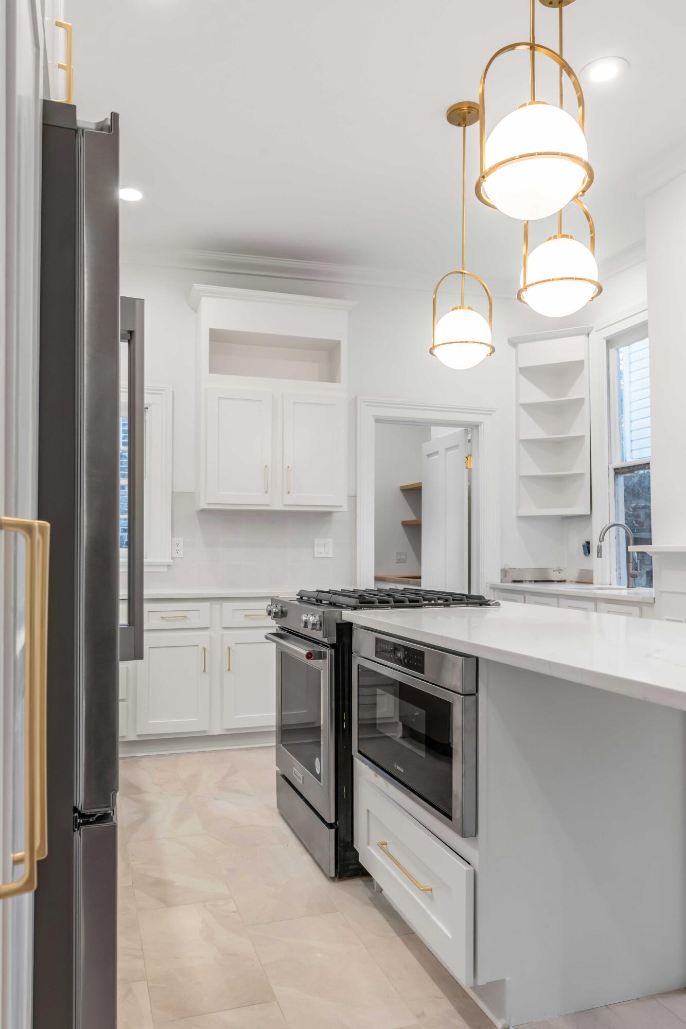 86 Beaufain Street, Unit A Charleston, SC 29401 - Photo 7 of 27 DSC08063