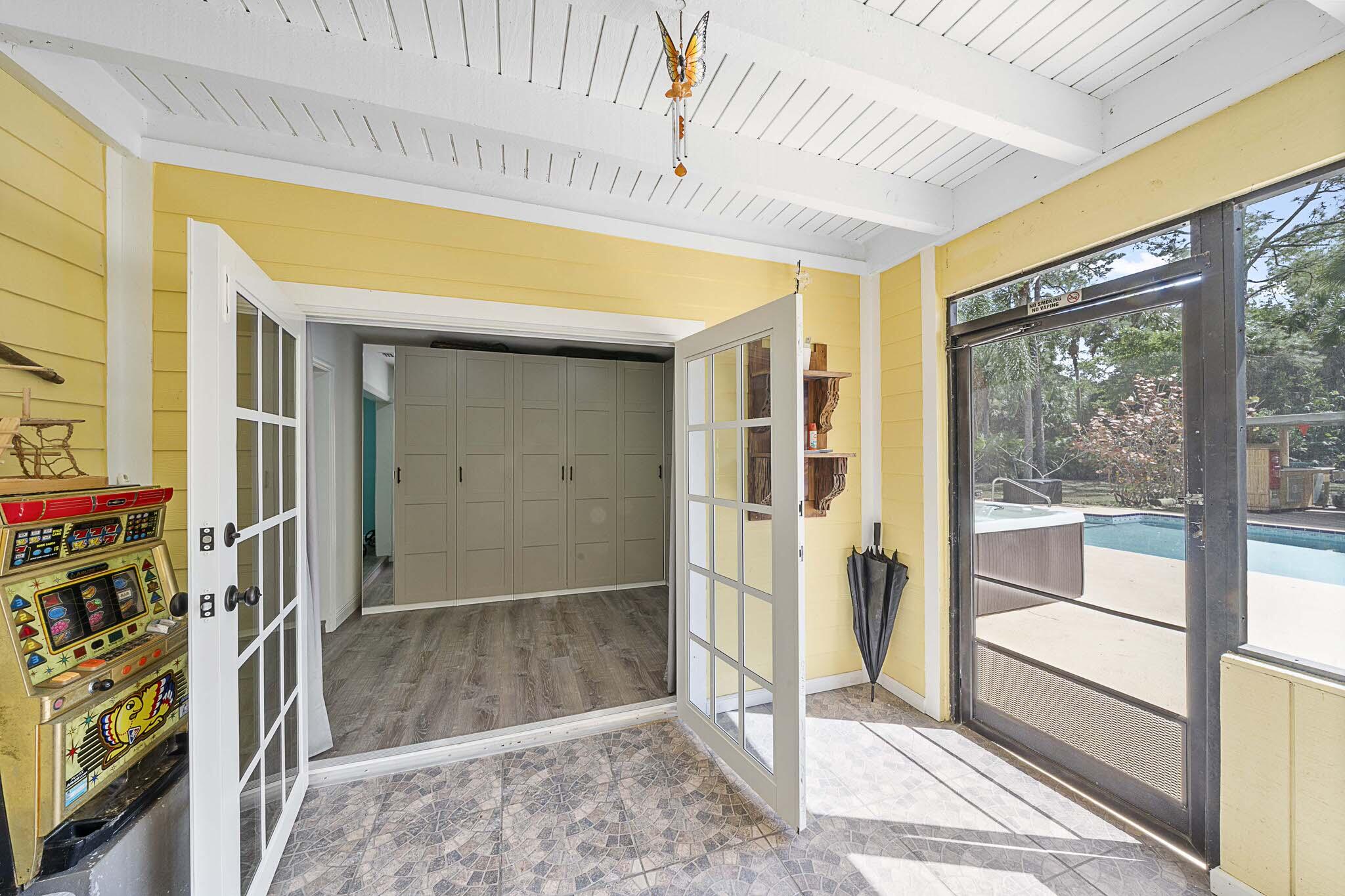 12152 188th Street North Jupiter, FL 33478 - Photo 21 of 76 8 Patio (4)