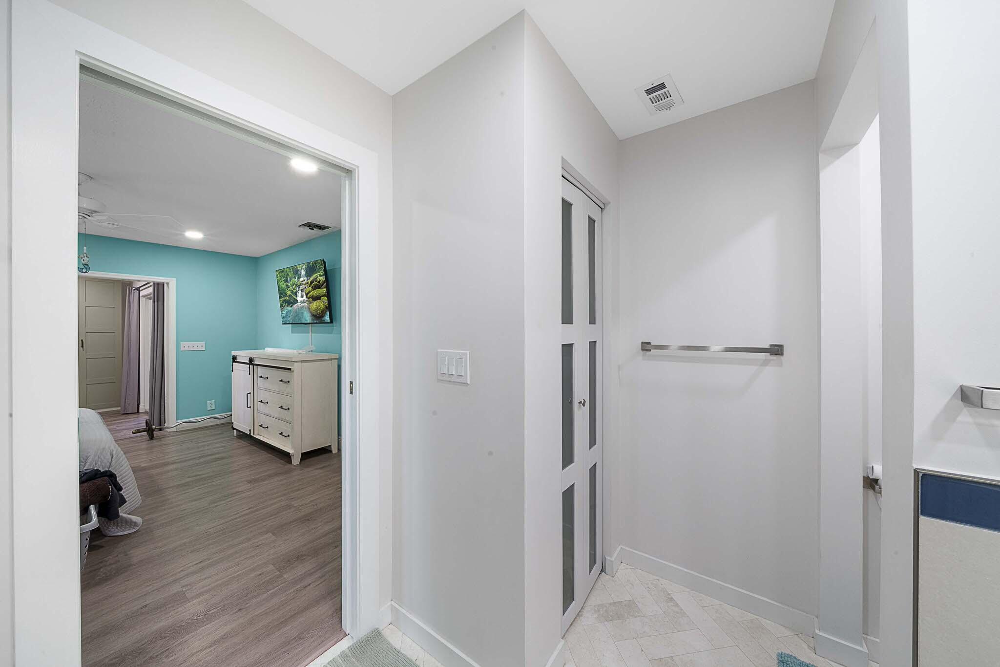 12152 188th Street North Jupiter, FL 33478 - Photo 28 of 76 10 Primary Bathroom (7)