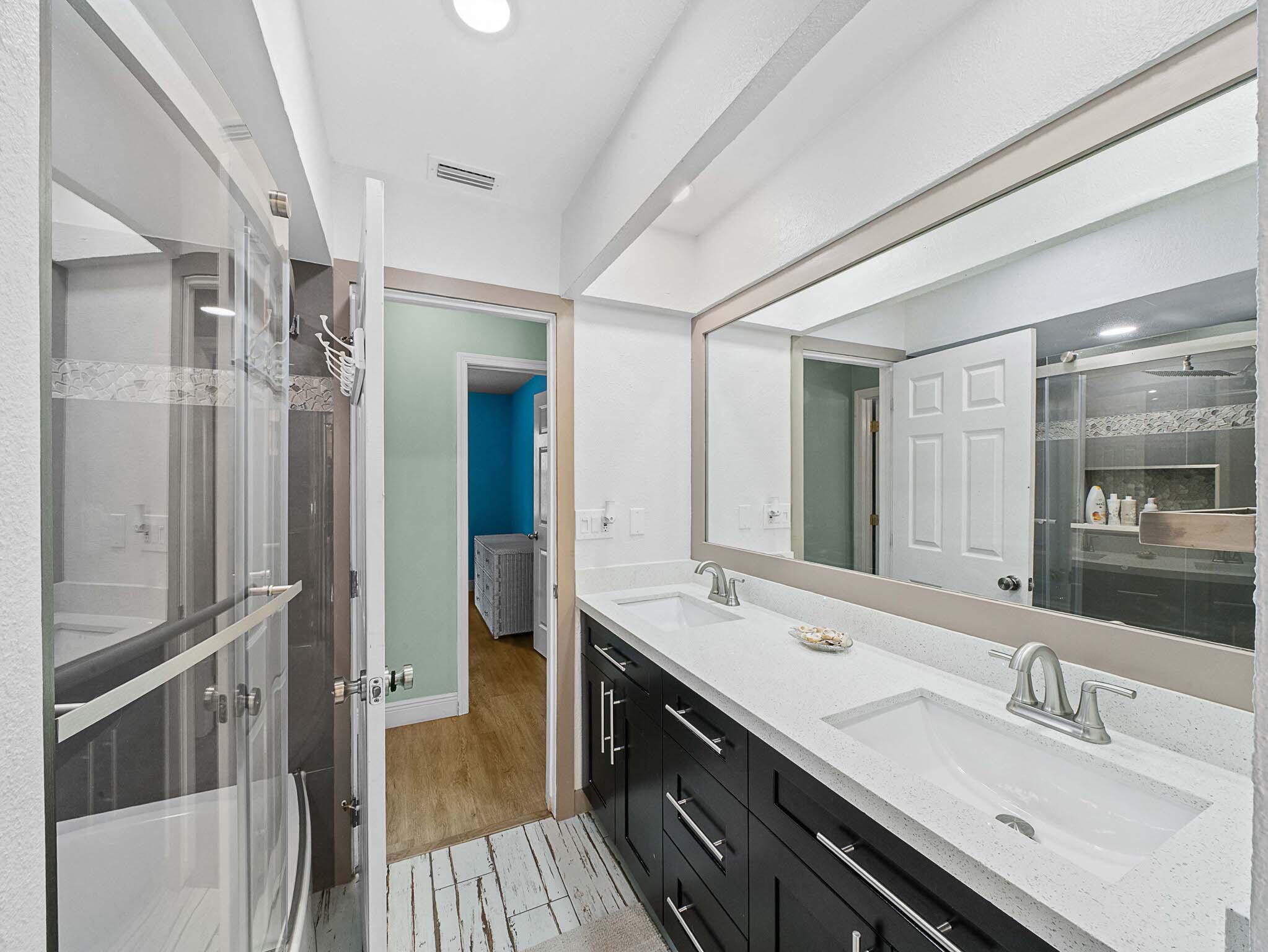 12152 188th Street North Jupiter, FL 33478 - Photo 47 of 76 22 Cabana bath (3)