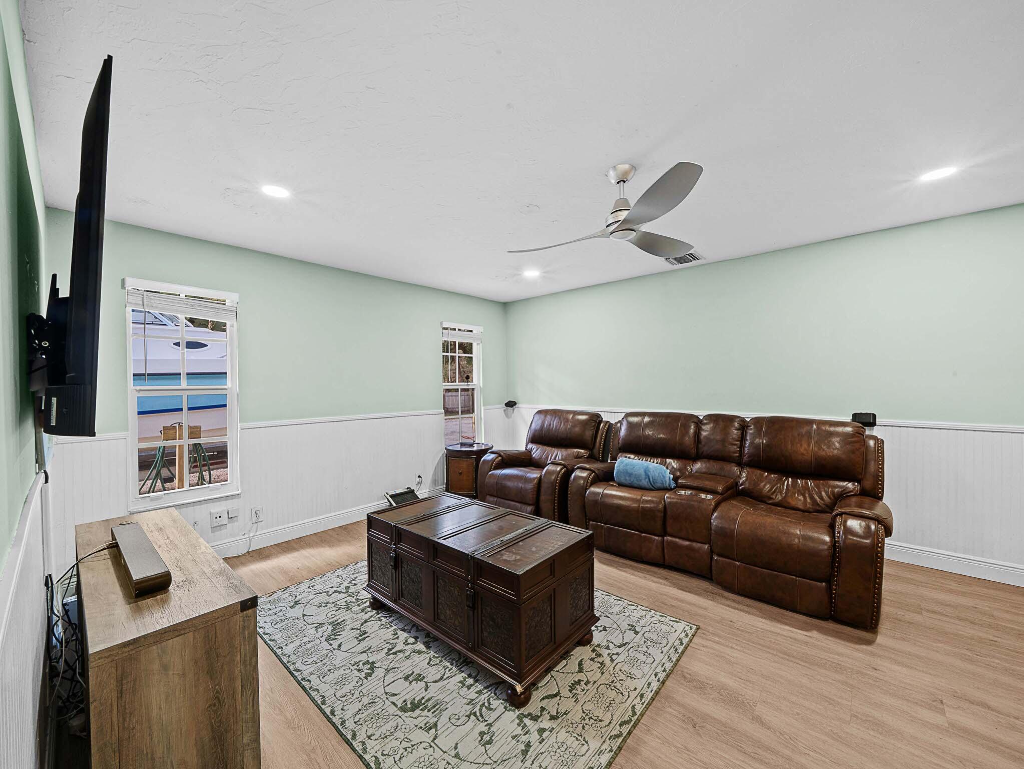 12152 188th Street North Jupiter, FL 33478 - Photo 49 of 76 24 Family Area (1)