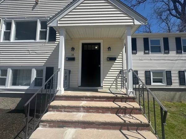 $2,900 | 34 Booth Street, Unit 2, Quincy, MA 02169