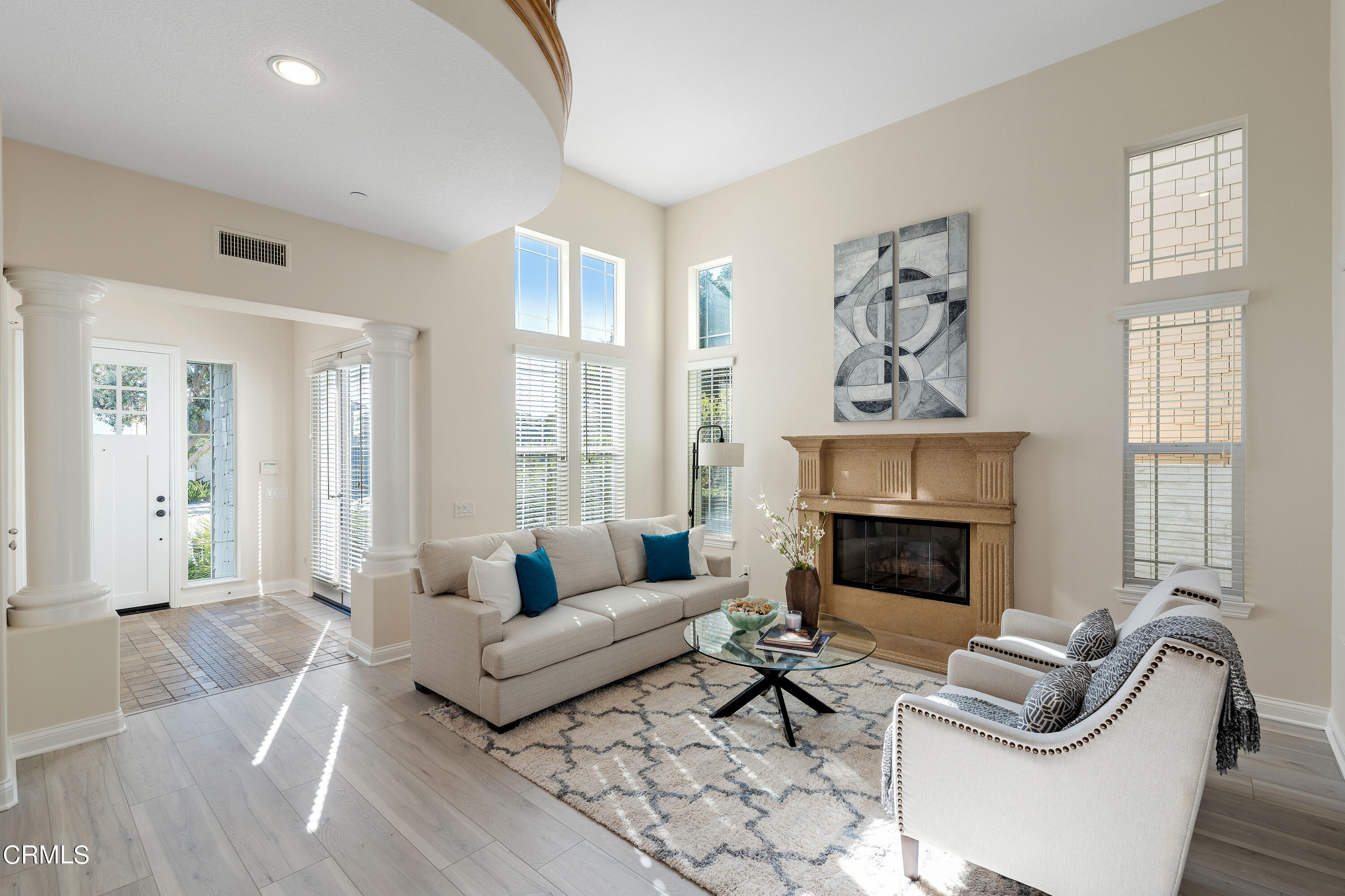3957 West Hemlock Street Oxnard, CA 93035 - Photo 9 of 46 a living room with furniture fireplace and window
