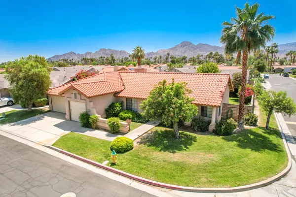 $3,500 | 75355 Santa Fe Trail, Palm Desert, CA 92211