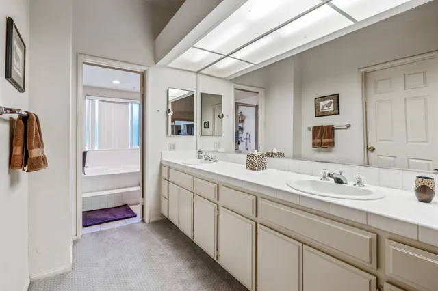 $3,500 | 75355 Santa Fe Trail, Palm Desert, CA 92211