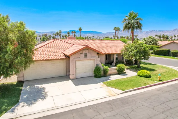 $3,500 | 75355 Santa Fe Trail, Palm Desert, CA 92211