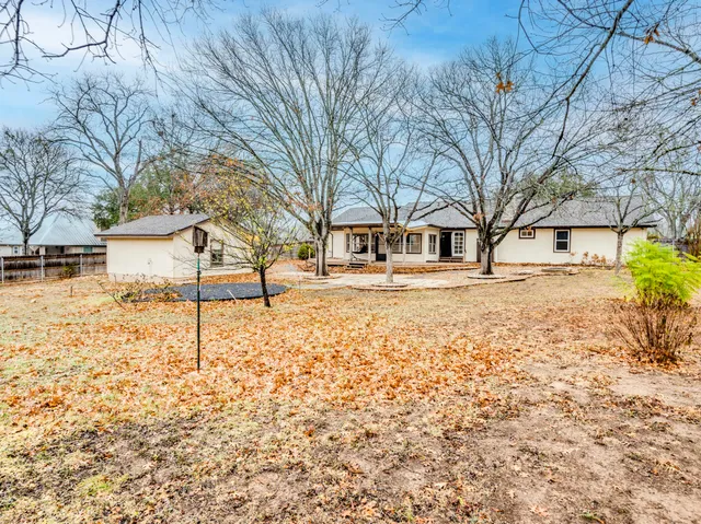 $2,900 | 317 Cedar Drive, Mountain City, TX 78640