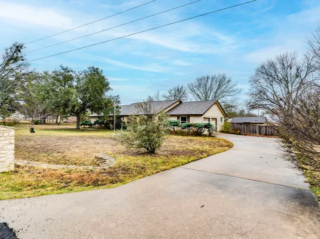 $2,900 | 317 Cedar Drive, Mountain City, TX 78640