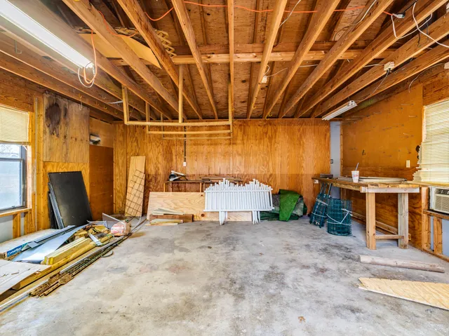 $2,900 | 317 Cedar Drive, Mountain City, TX 78640