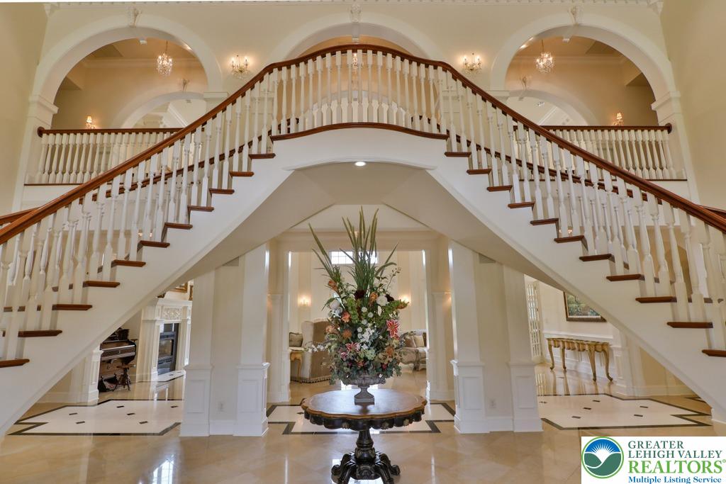 5044 Vera Cruz Road Center Valley, PA 18034 - Photo 15 of 100