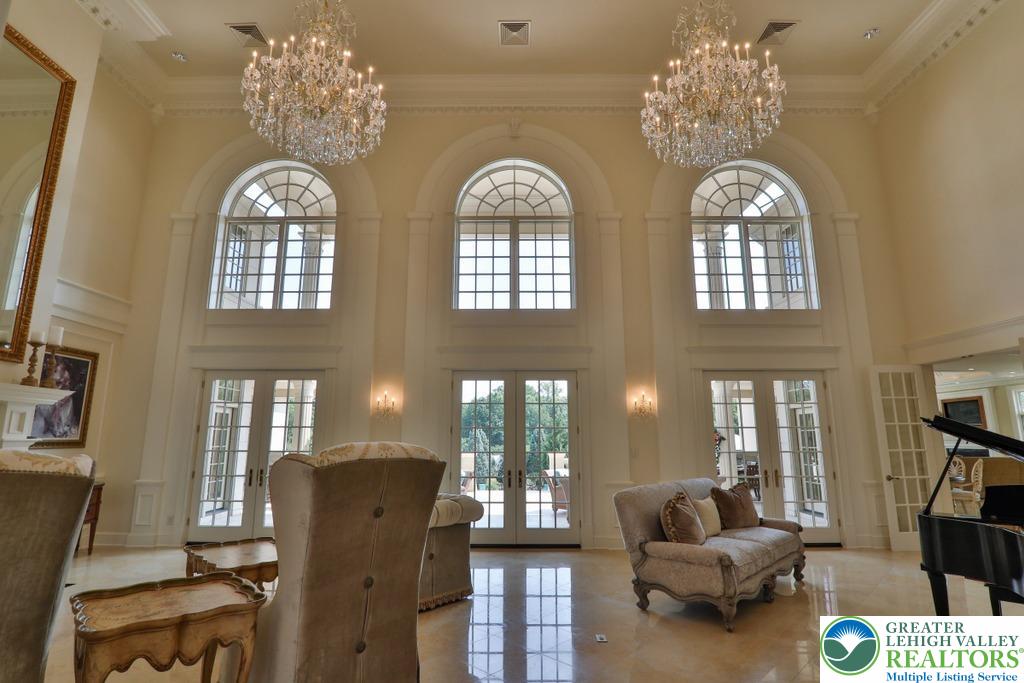 5044 Vera Cruz Road Center Valley, PA 18034 - Photo 21 of 100