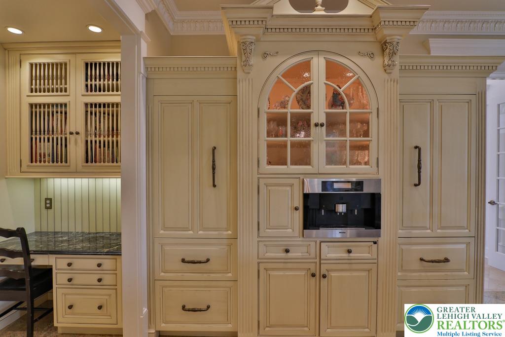 5044 Vera Cruz Road Center Valley, PA 18034 - Photo 27 of 100