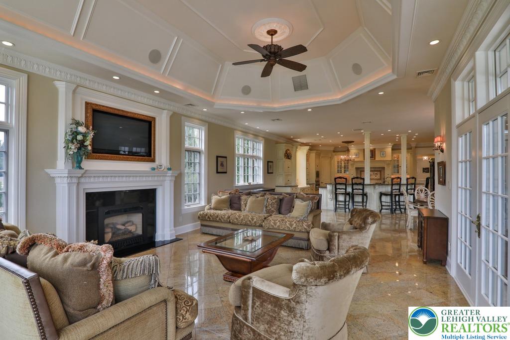 5044 Vera Cruz Road Center Valley, PA 18034 - Photo 28 of 100