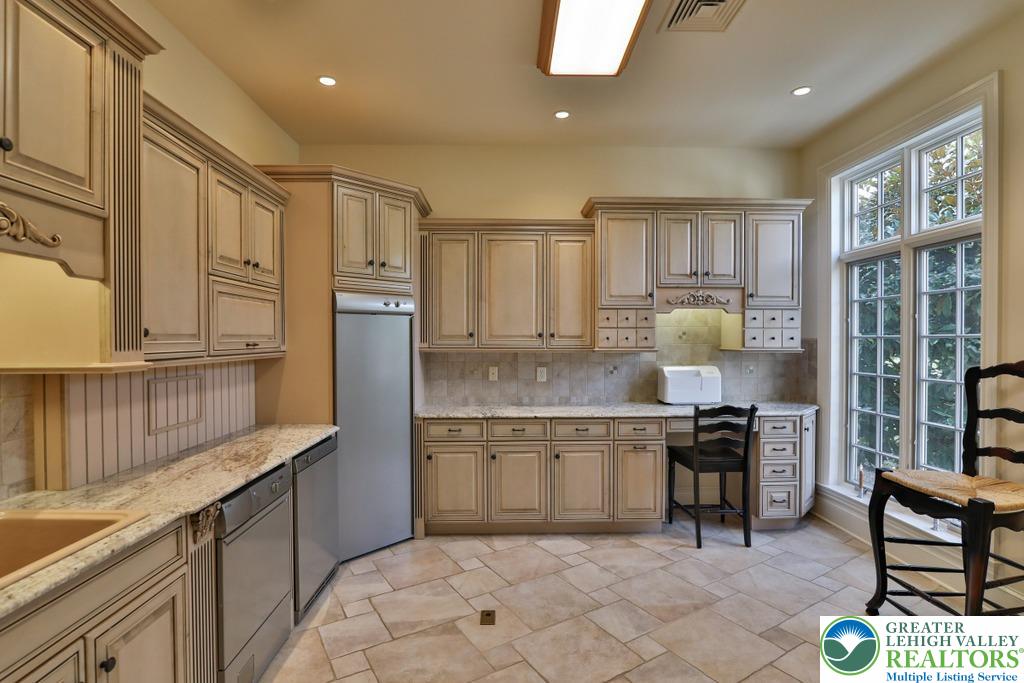 5044 Vera Cruz Road Center Valley, PA 18034 - Photo 40 of 100