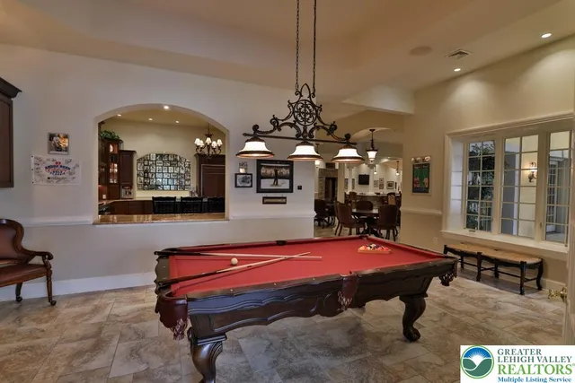 $5,750,000 | 5044 Vera Cruz Road, Center Valley, PA 18034