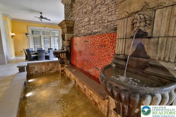 $5,750,000 | 5044 Vera Cruz Road, Center Valley, PA 18034