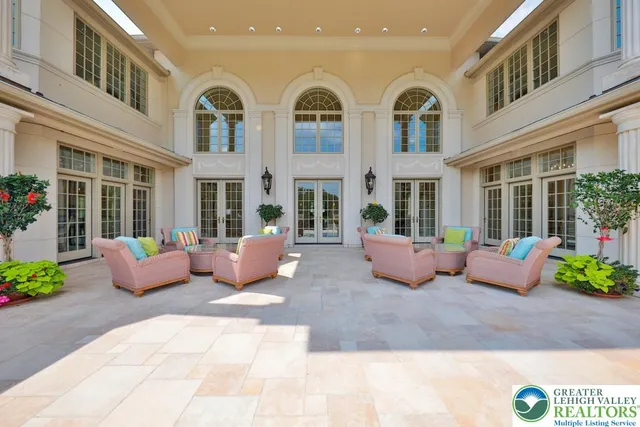 $5,750,000 | 5044 Vera Cruz Road, Center Valley, PA 18034