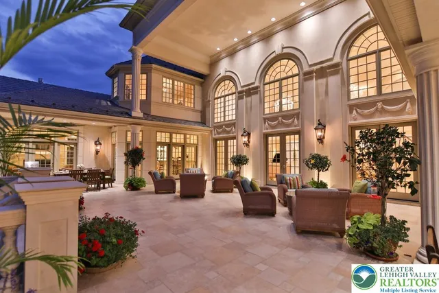 $5,750,000 | 5044 Vera Cruz Road, Center Valley, PA 18034