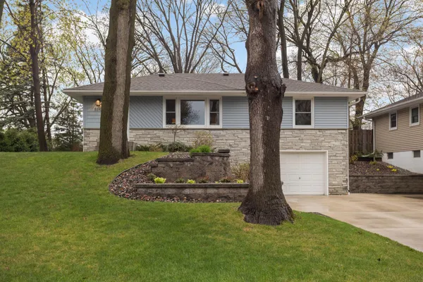 $345,000 | 5045 Red Oak Drive, Mounds View, MN 55112