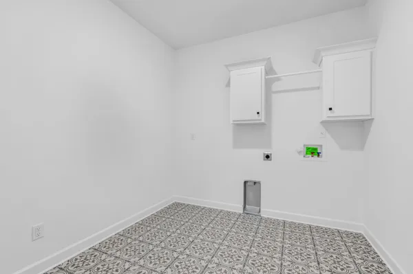 $599,900 | 10188 Kaitlynn Rose Drive South, Lakeland, TN 38002