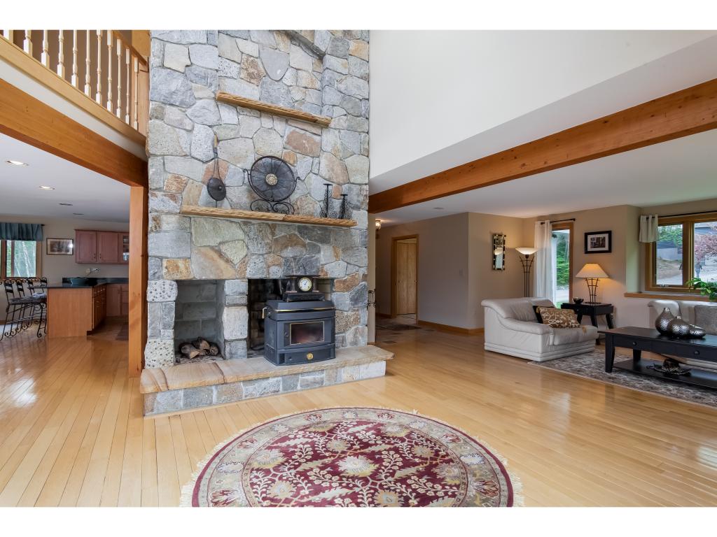 428 A Mammoth Road Londonderry, NH 03053 - Photo 11 of 36