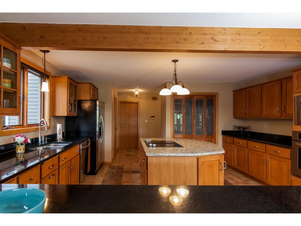 428 A Mammoth Road Londonderry, NH 03053 - Photo 6 of 36