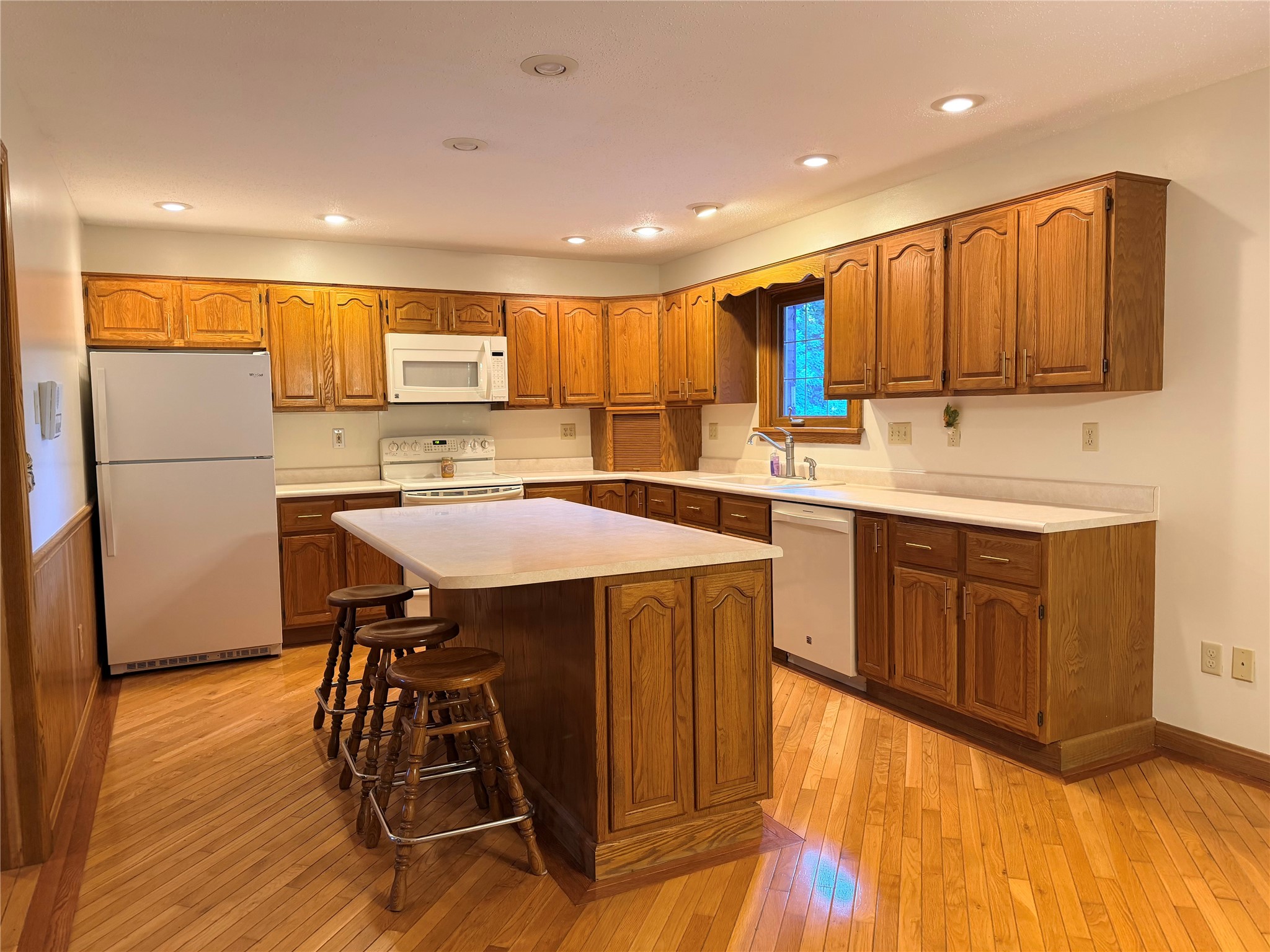 8800 Francis Road Girard, PA 16417 - Photo 8 of 47 Gallery Image 8