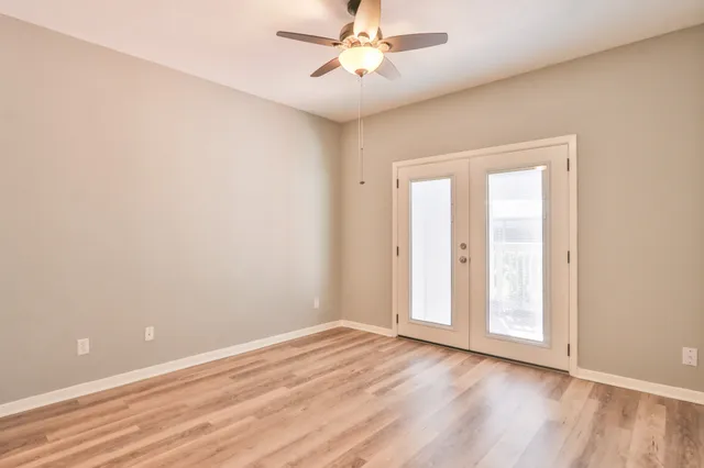 $189,900 | 4747 East NASA Parkway, Unit 110, Seabrook, TX 77586