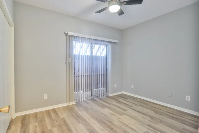 $189,900 | 4747 East NASA Parkway, Unit 110, Seabrook, TX 77586