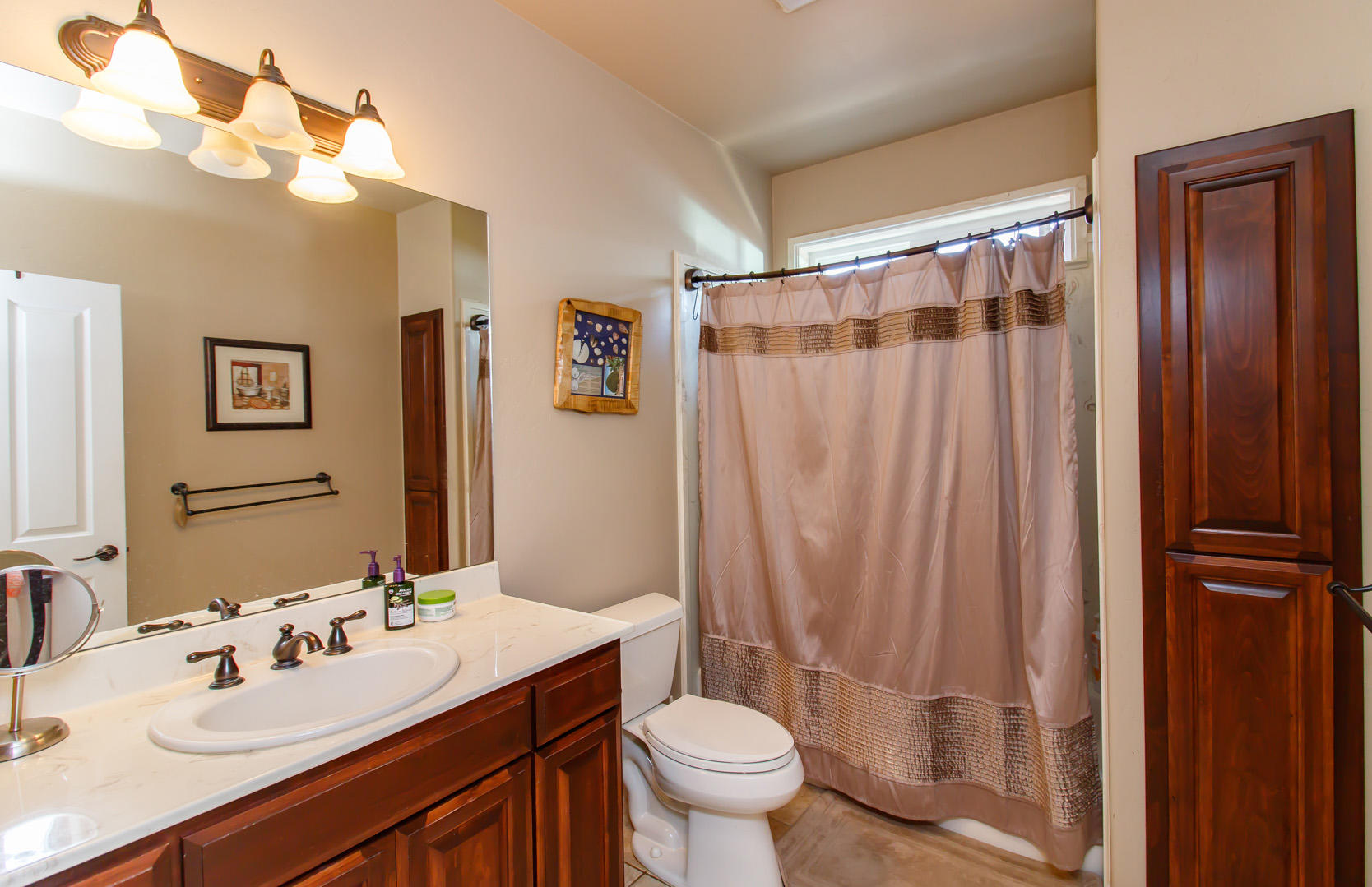 2147 Rabun Way Central Point, OR 97502 - Photo 17 of 20 15