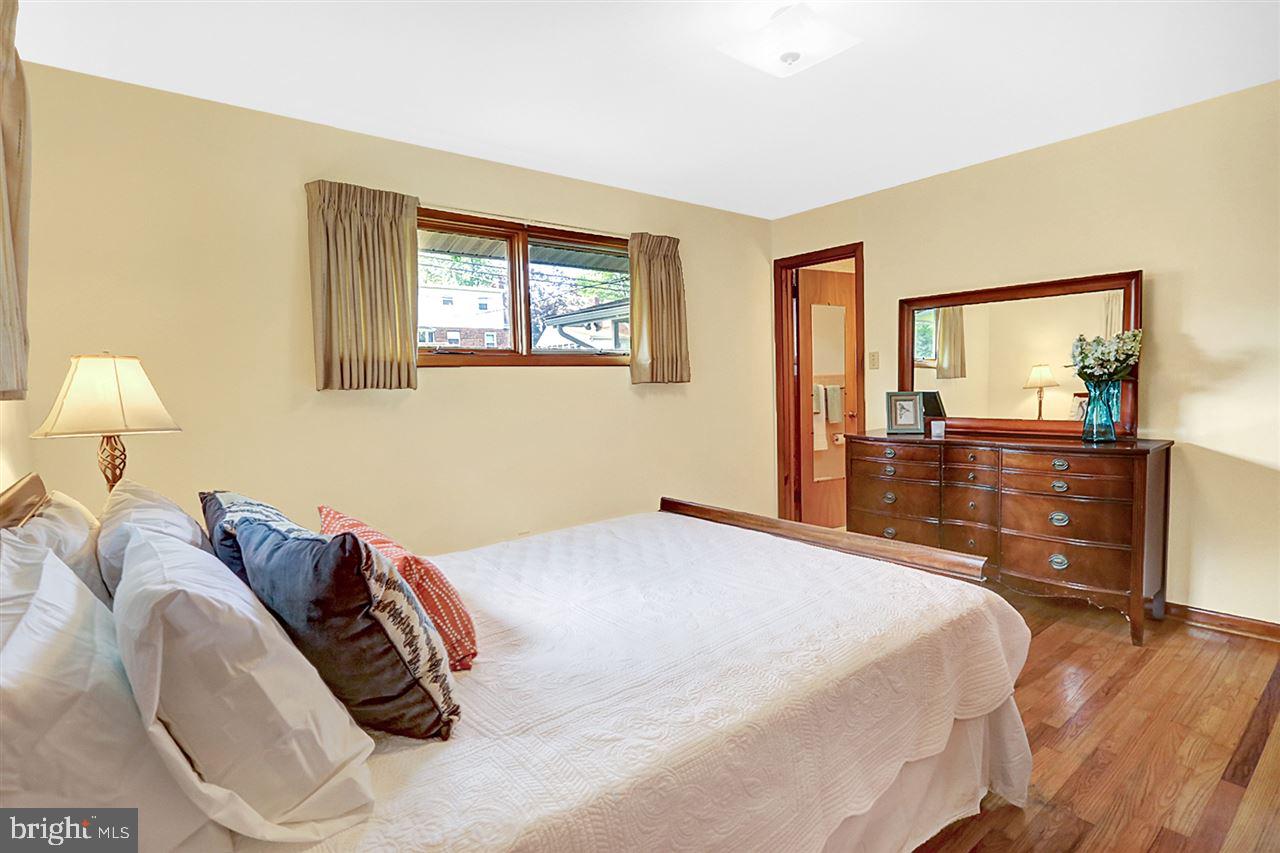 4605 Coventry Road Harrisburg, PA 17109 - Photo 11 of 22 Gallery Image 11