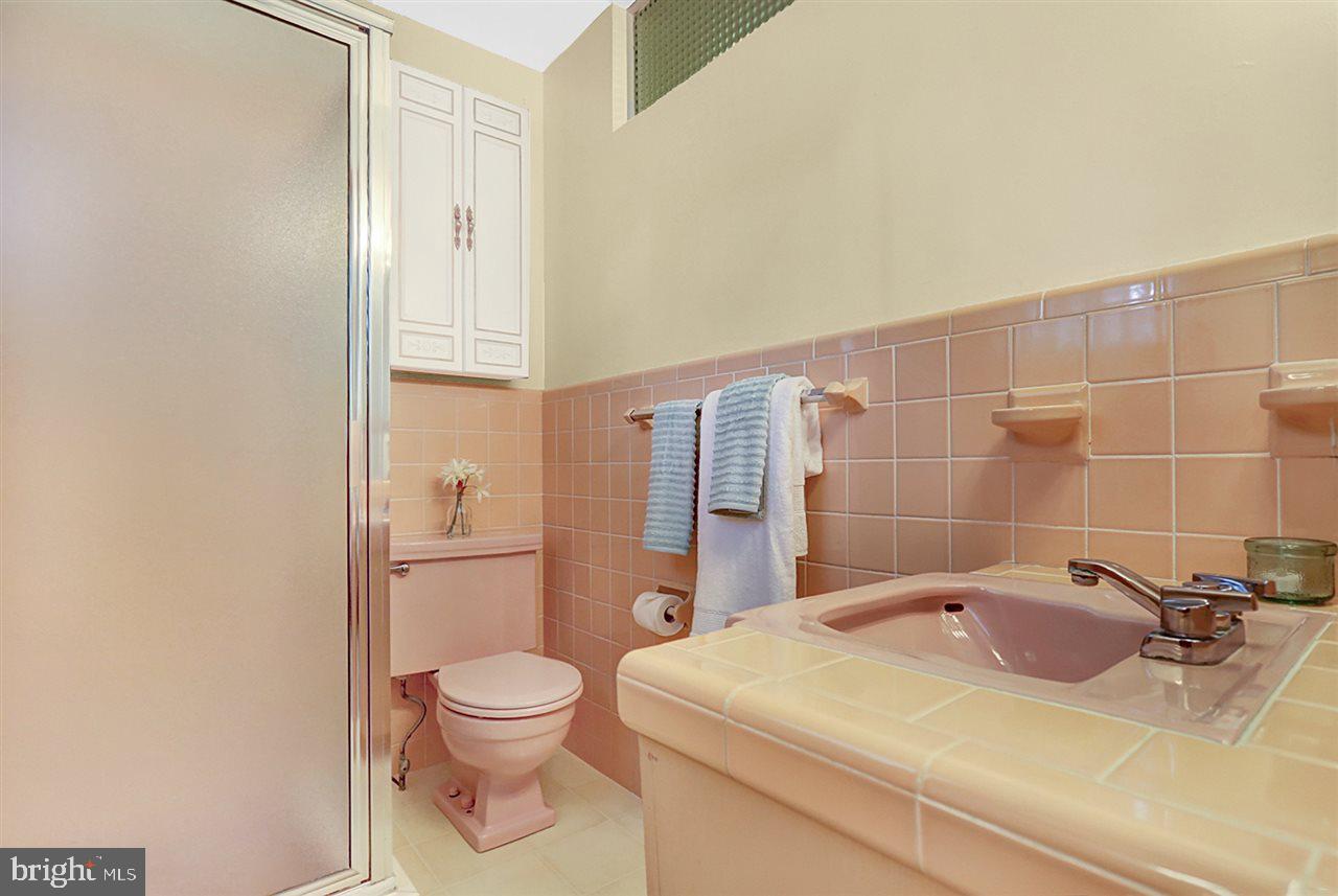 4605 Coventry Road Harrisburg, PA 17109 - Photo 12 of 22 Gallery Image 12