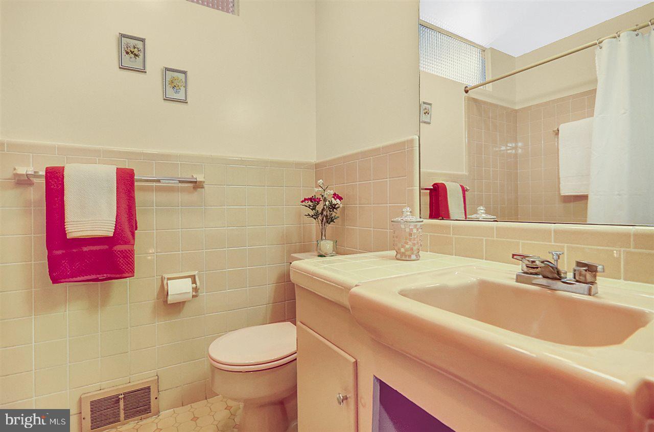 4605 Coventry Road Harrisburg, PA 17109 - Photo 15 of 22 Gallery Image 15