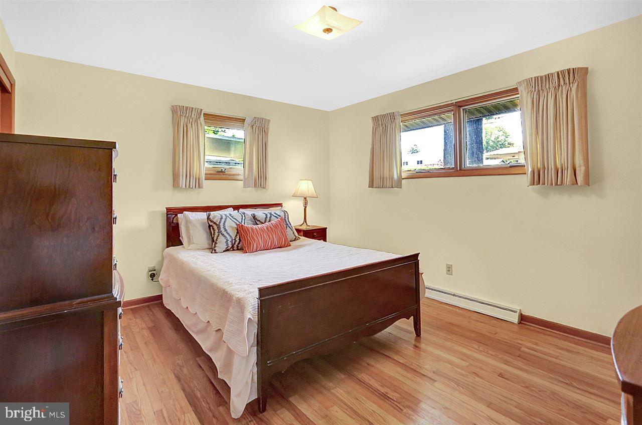 4605 Coventry Road Harrisburg, PA 17109 - Photo 10 of 22 Gallery Image 10