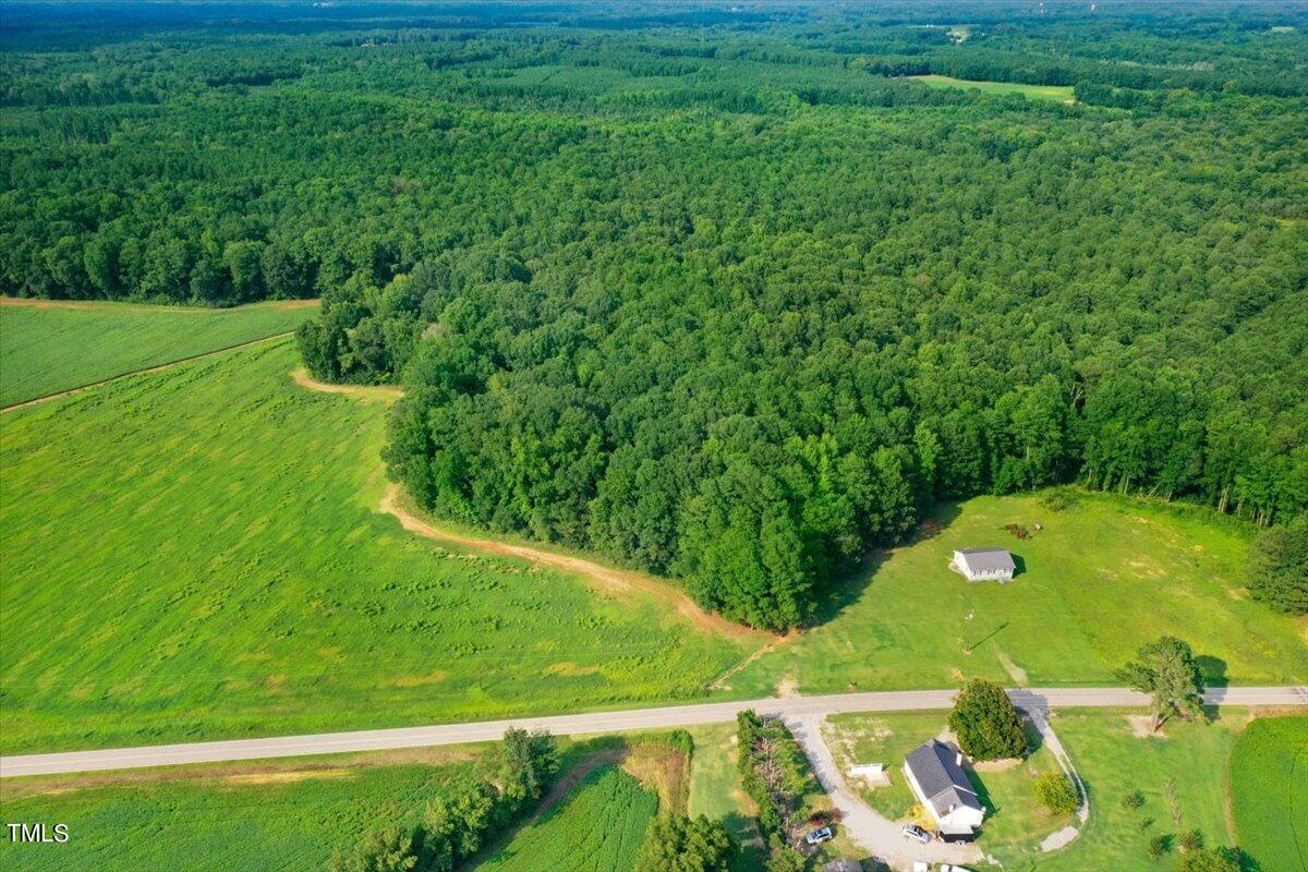 15-Claude Lewis Rd-15